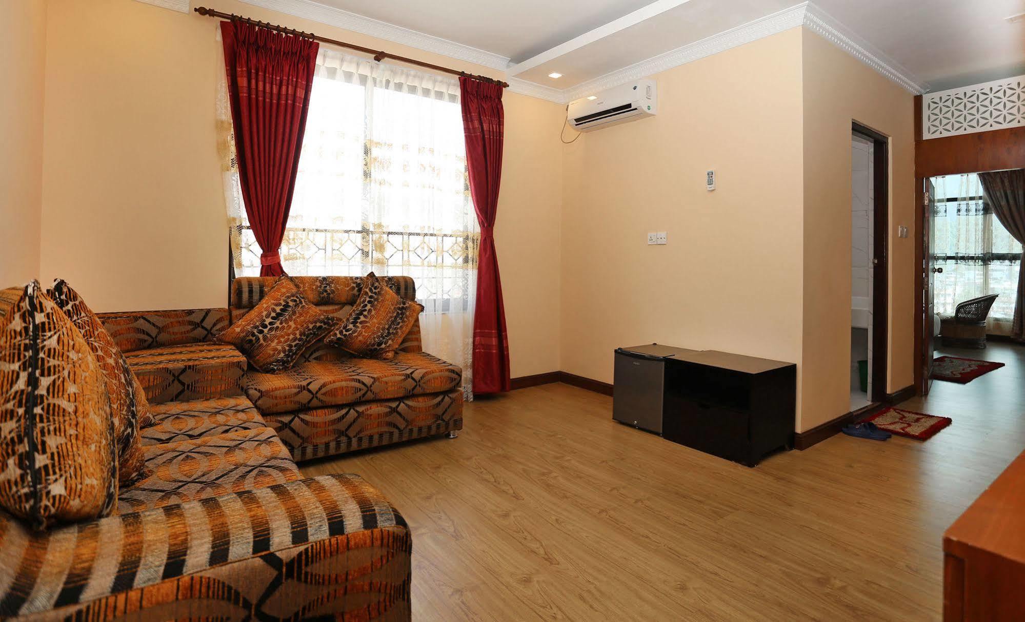 Hotel Pokhara Goodwill 외부 사진