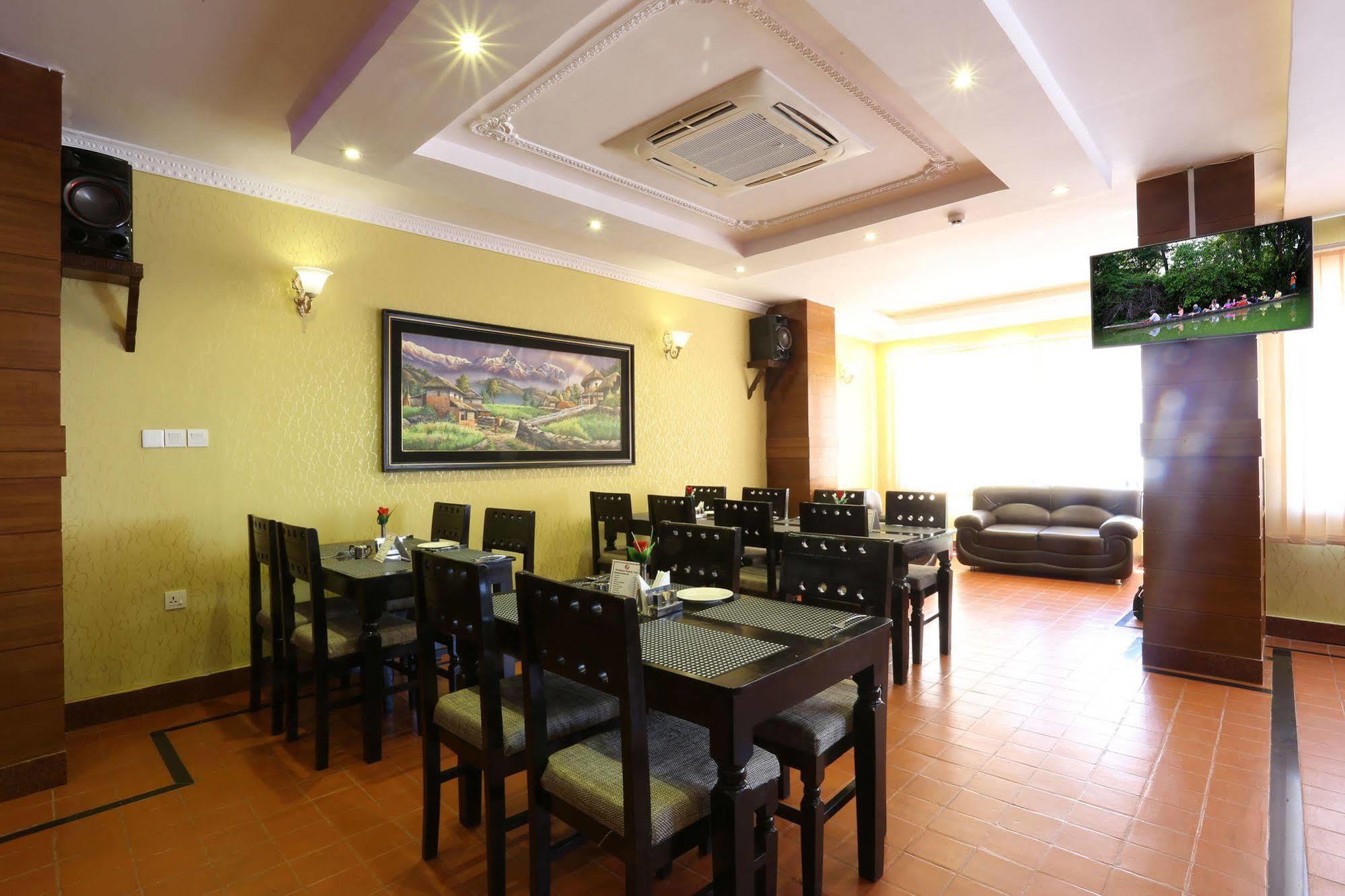 Hotel Pokhara Goodwill 외부 사진